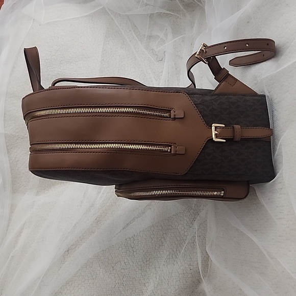 Michael Kors Jaycee Large Logo Backpack - Picture 3 of 11